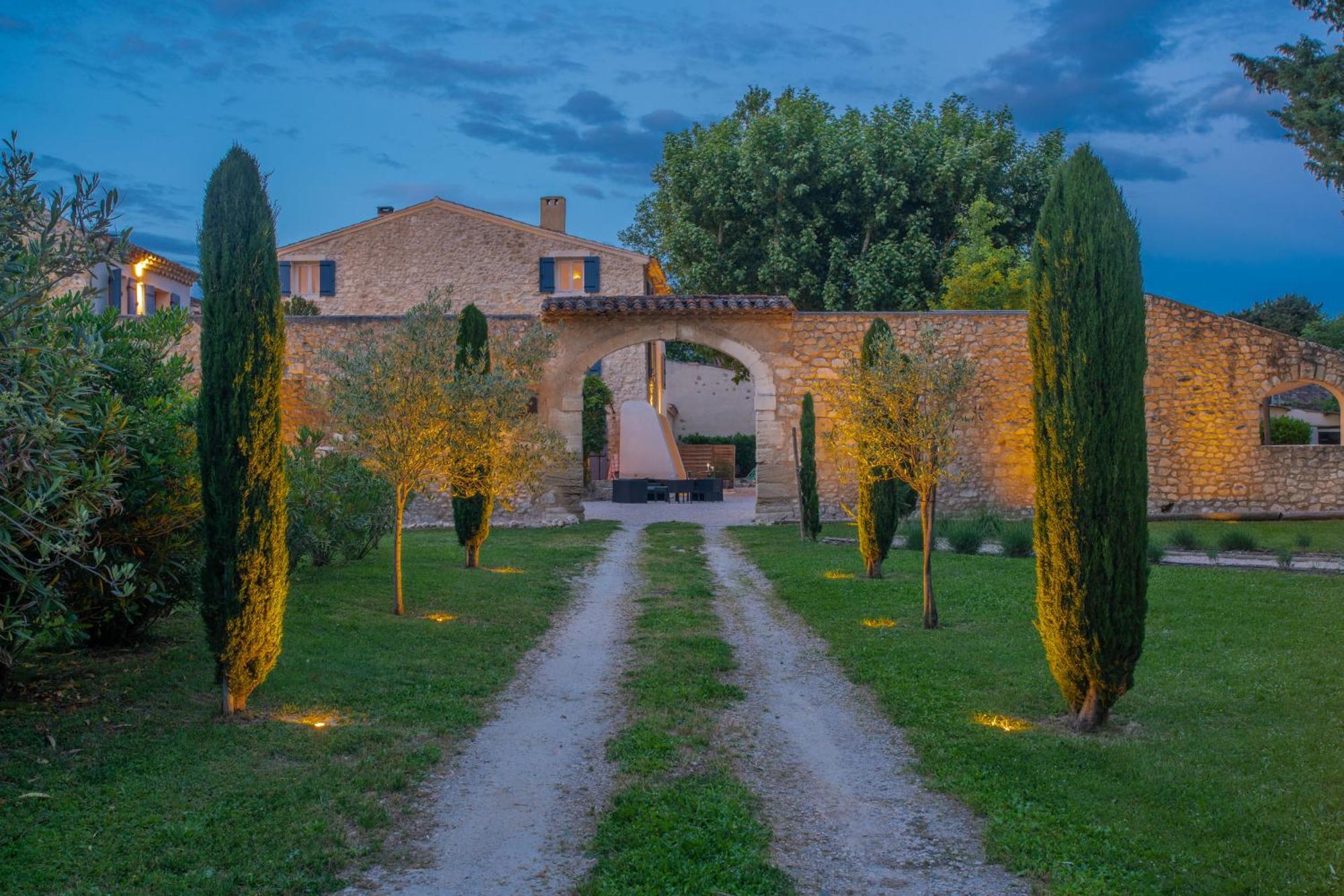 Hotel Le Mas De La Vincane Pernes-les-Fontaines Exterior foto