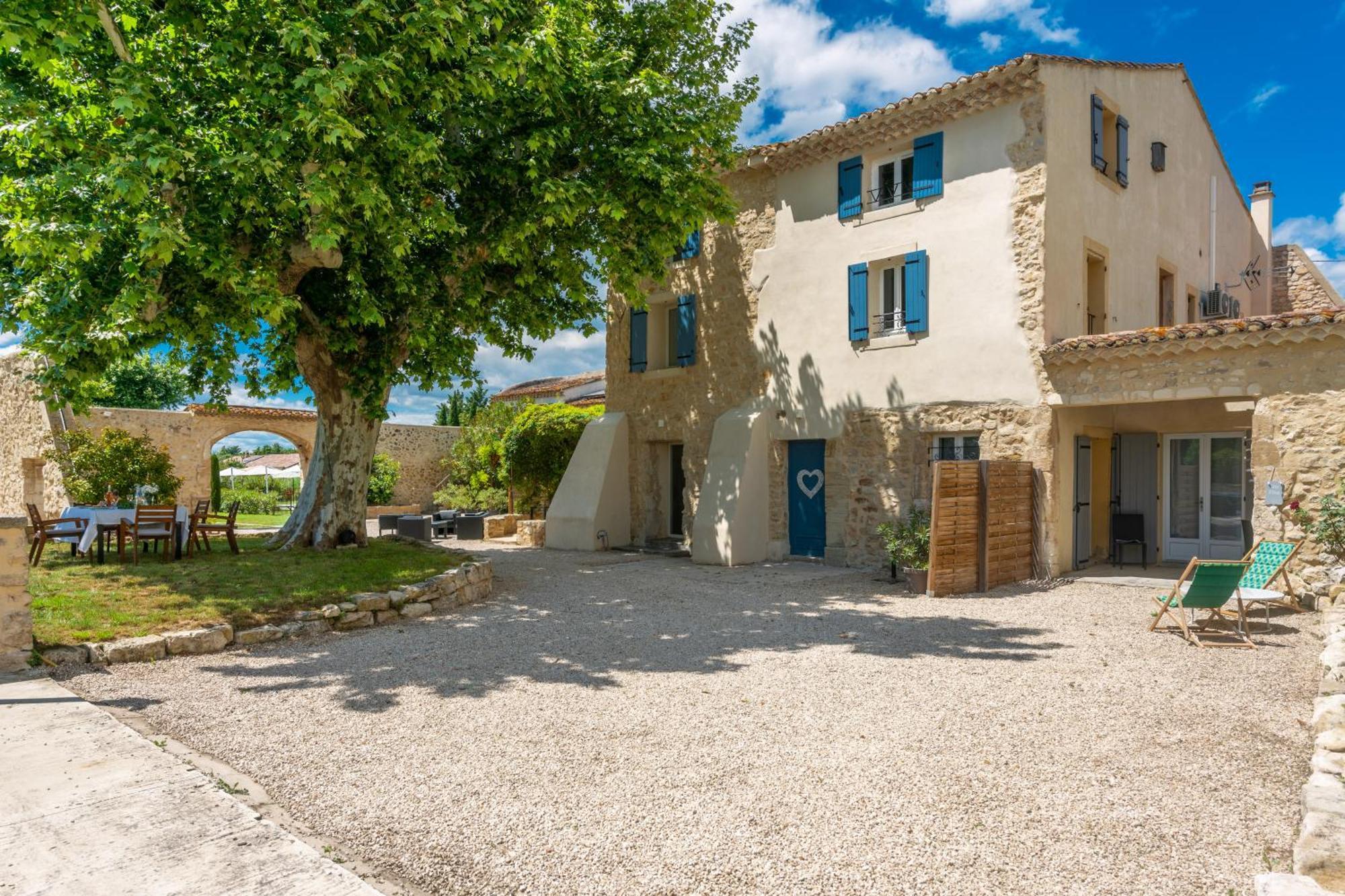 Hotel Le Mas De La Vincane Pernes-les-Fontaines Exterior foto